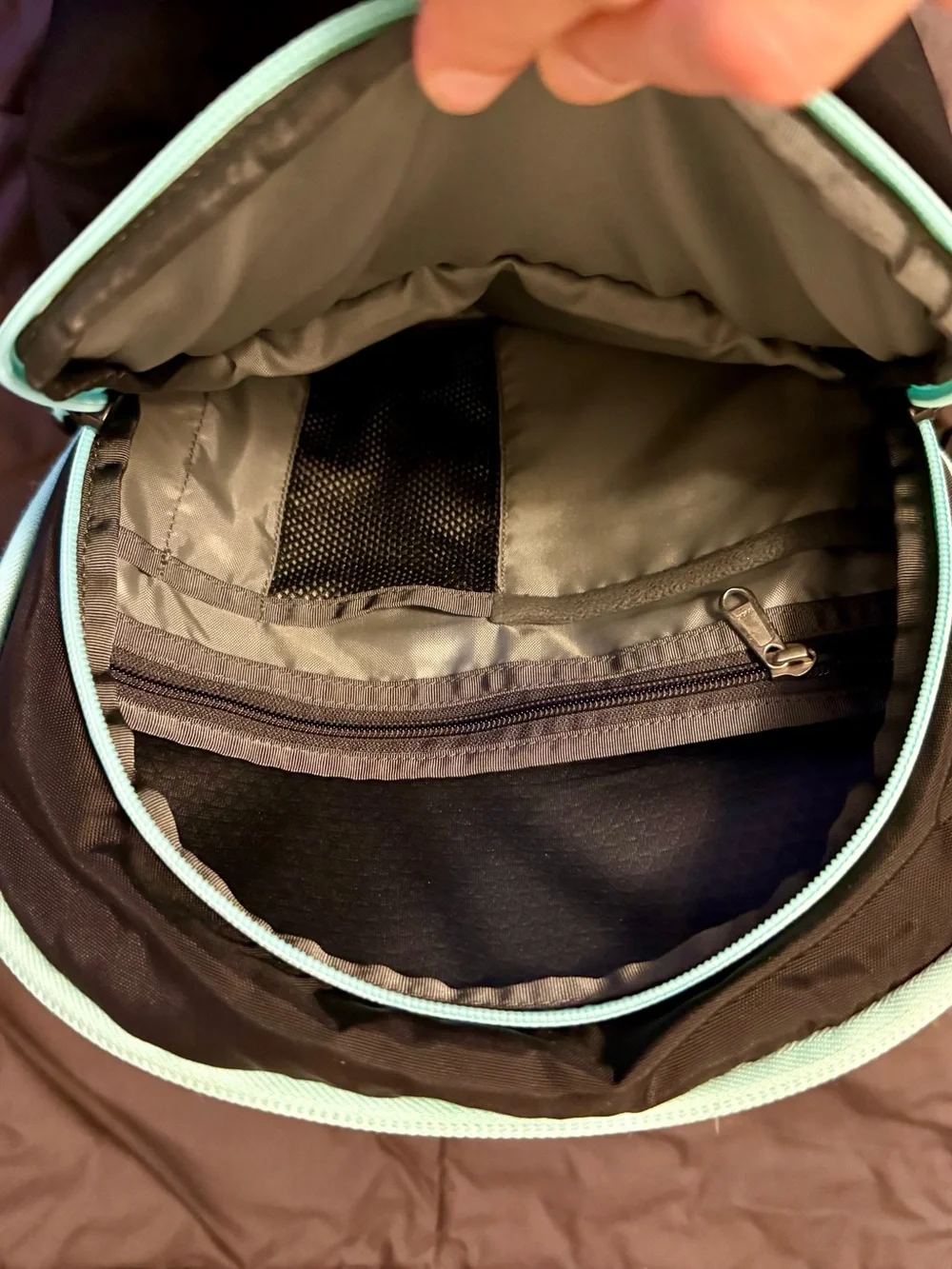 The North Face Women’s Recon 30L Backpack – Black & Aqua – FlexVent – Excellent